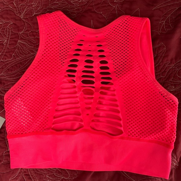 Mesh sports bra - Picture 4 of 5